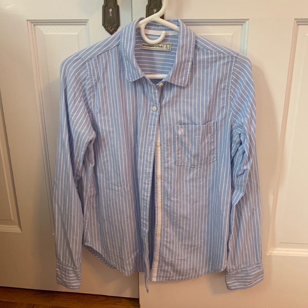 Women’s button down